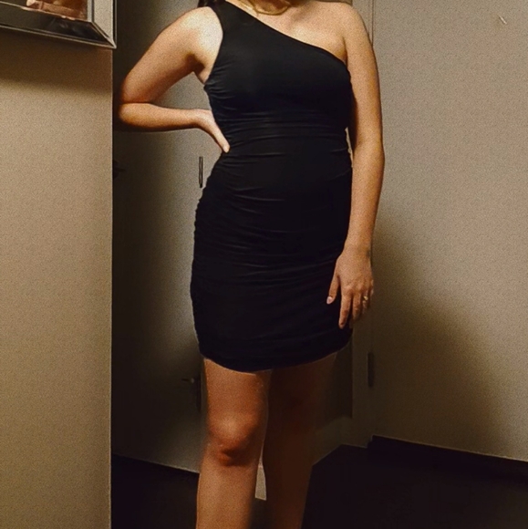 H&M One Shoulder Mini Dress - Picture 1 of 8
